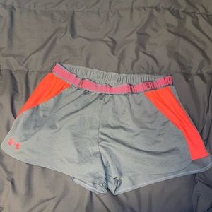 Women’s size XL Under Armour shorts
